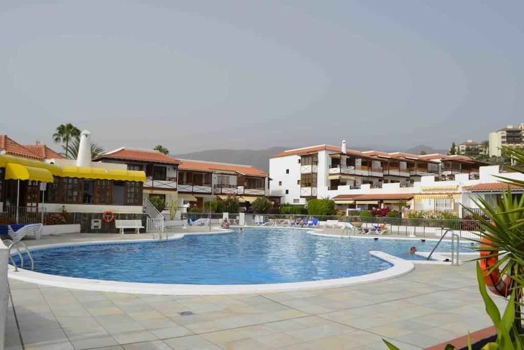 Villa Tranquila, Playa Del Duque Адехе Екстериор снимка