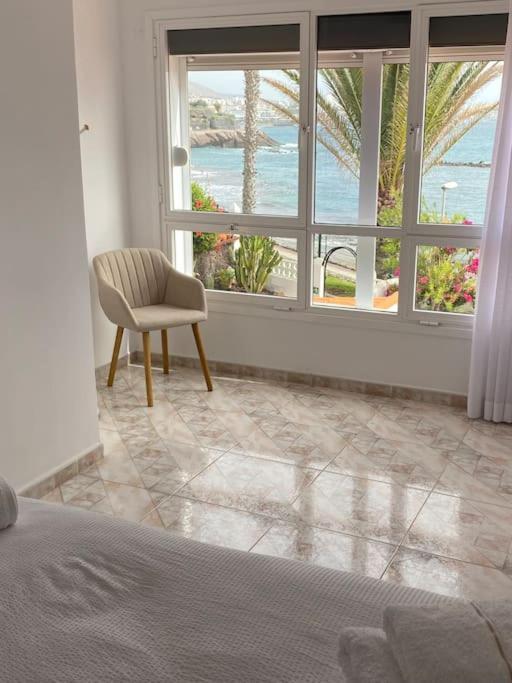 Villa Tranquila, Playa Del Duque Адехе Екстериор снимка