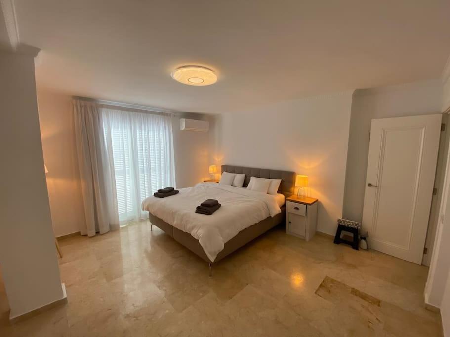 Villa Tranquila, Playa Del Duque Адехе Екстериор снимка