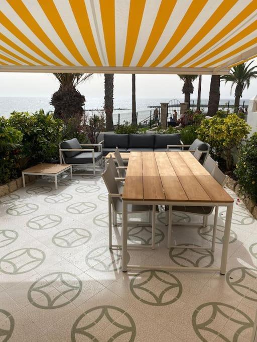 Villa Tranquila, Playa Del Duque Адехе Екстериор снимка