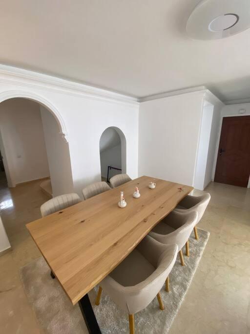 Villa Tranquila, Playa Del Duque Адехе Екстериор снимка
